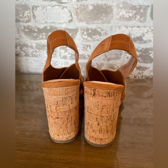 Like New Com&Sens Missy Brown Suede Wedge Sandals - Picture 3 of 7